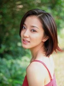 吉泽加奈子