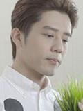 周震