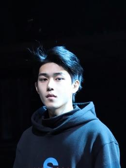莫小刚（方晓东饰演）